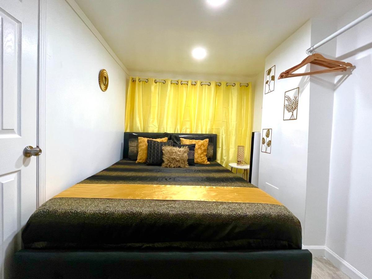 The Amber Retreat - Brooklyn Centre Comfort - Charming Space For Families, Couples & Business Travelers Near Downtown - With 300Mb Wifi, Parking & Self Check-In Cleveland Exterior foto