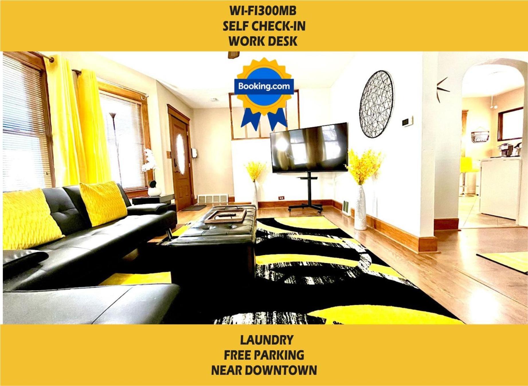 The Amber Retreat - Brooklyn Centre Comfort - Charming Space For Families, Couples & Business Travelers Near Downtown - With 300Mb Wifi, Parking & Self Check-In Cleveland Exterior foto